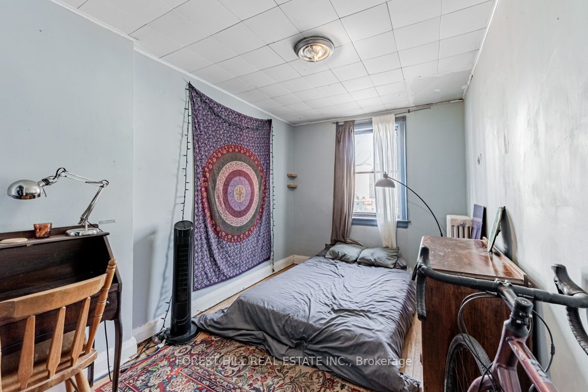 1398 Yonge Street Property Photo 19