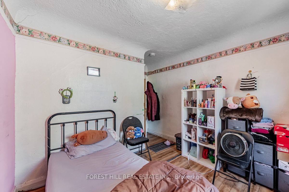 1398 Yonge Street Property Photo 31