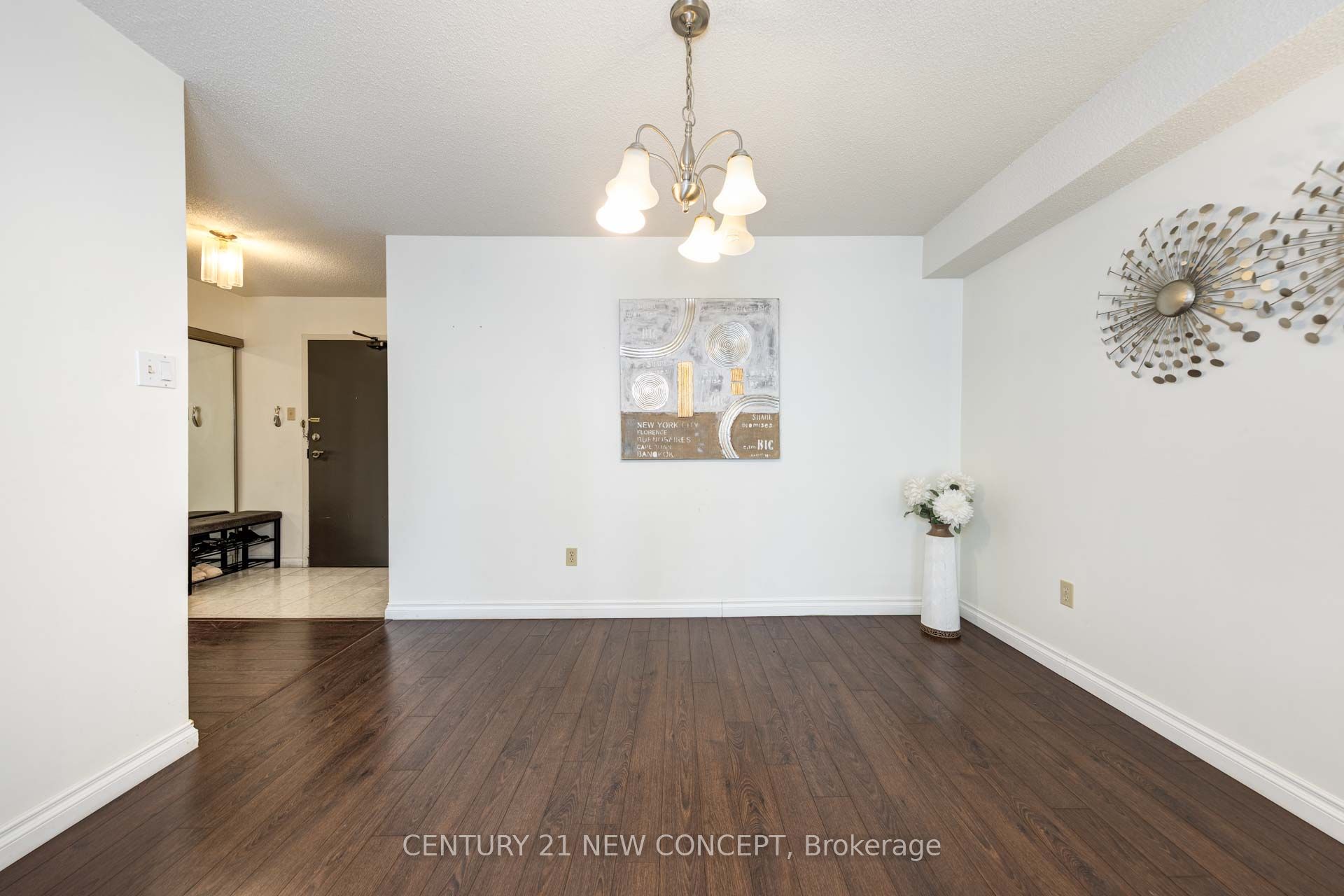 #707 - 5460 Yonge Street Property Photo 3
