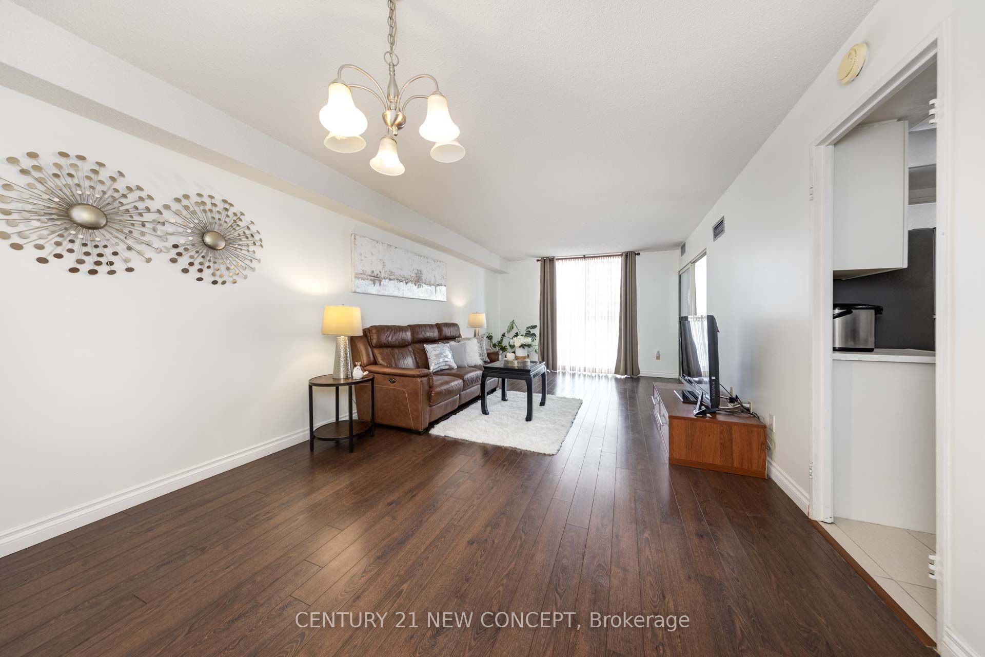 #707 - 5460 Yonge Street Property Photo 4