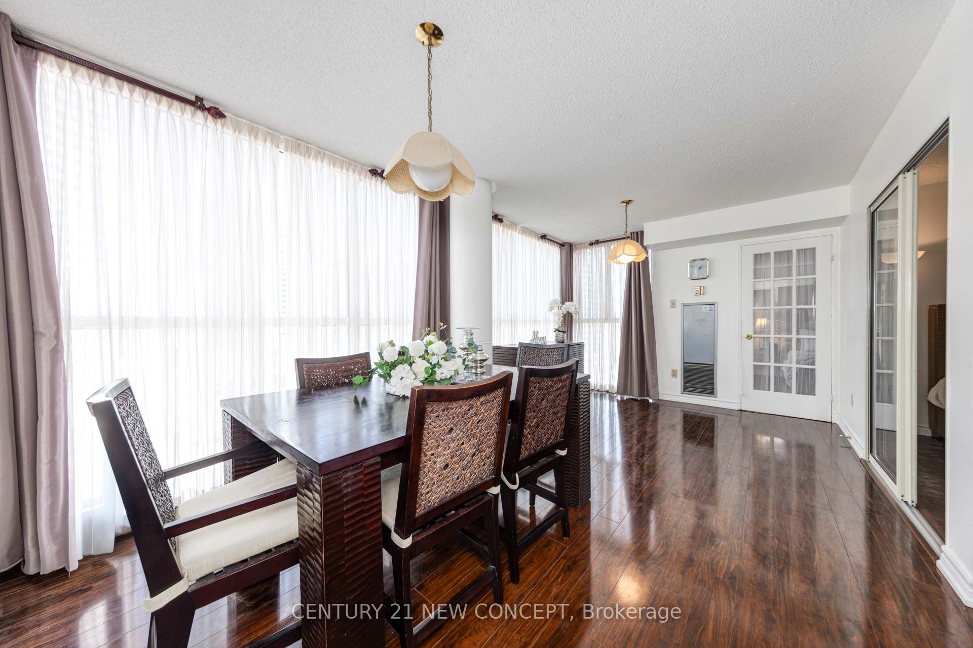 #707 - 5460 Yonge Street Property Photo 11
