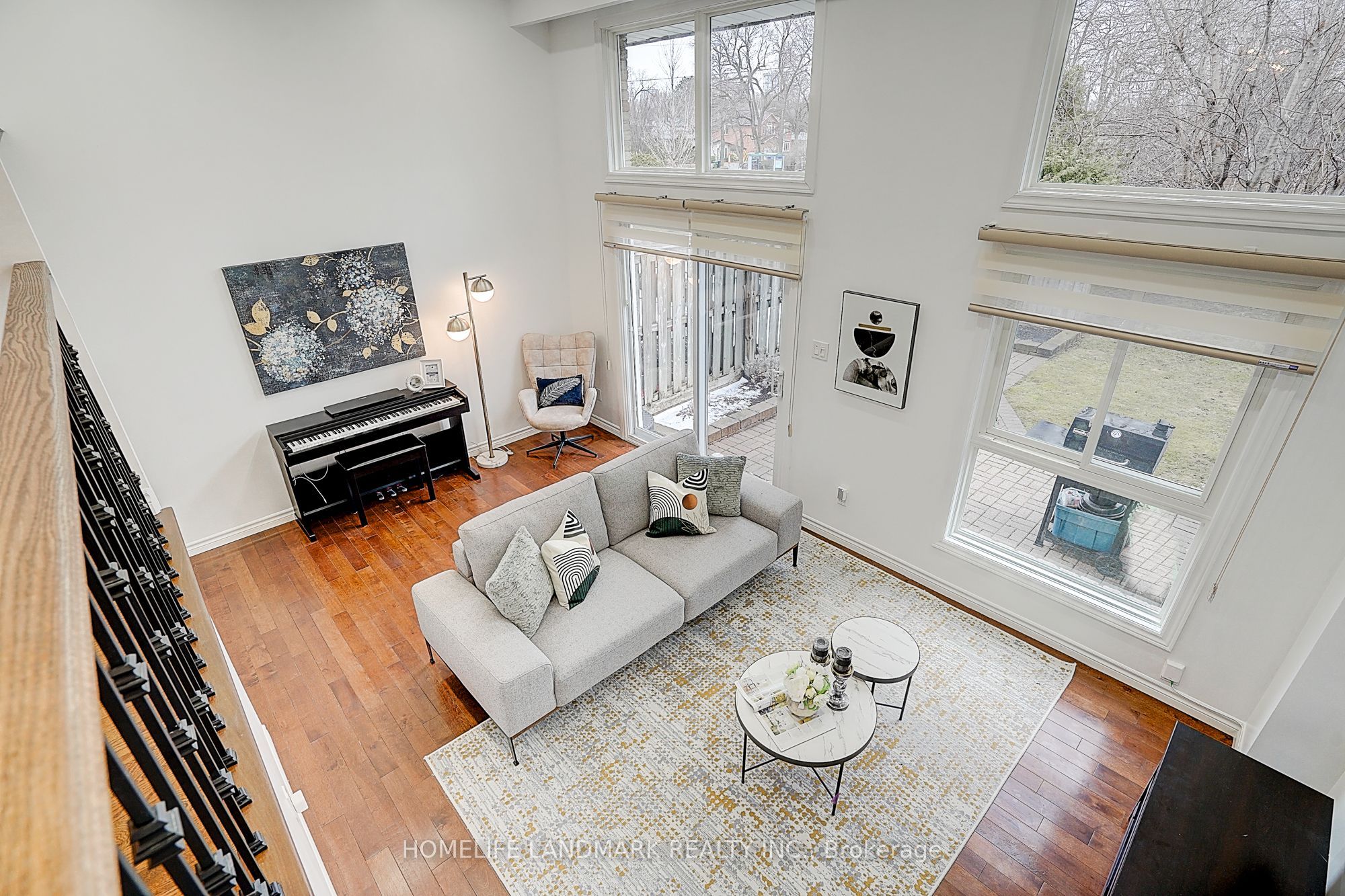 43 Wild Briarway Property Photo 1