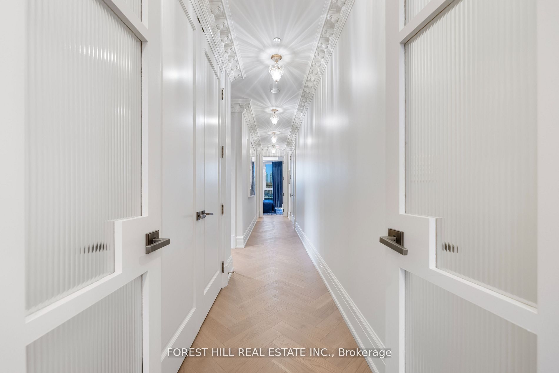 #602 - 128 Hazelton Avenue Property Photo