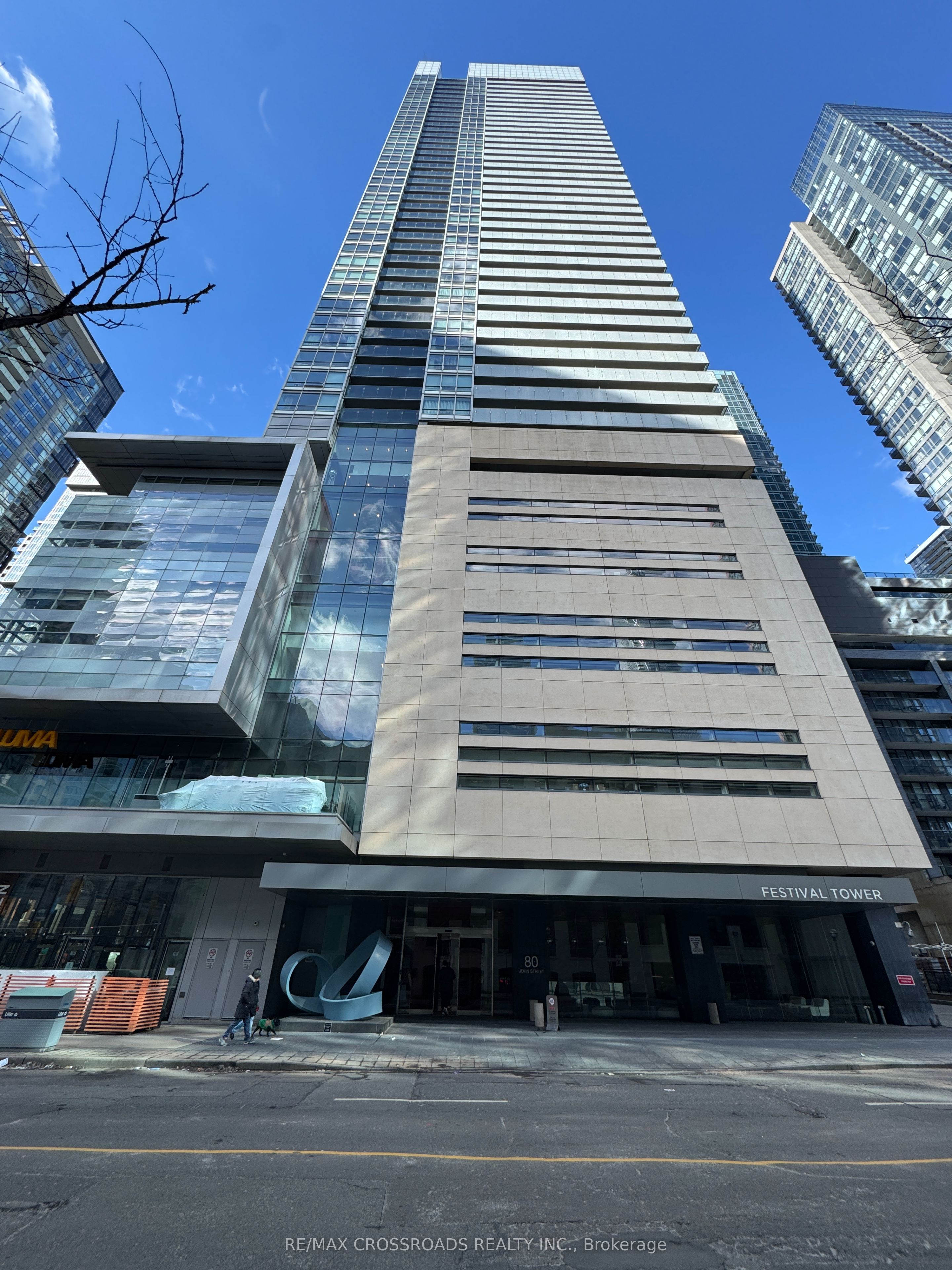 #4103 - 80 John Street Property Photo 1