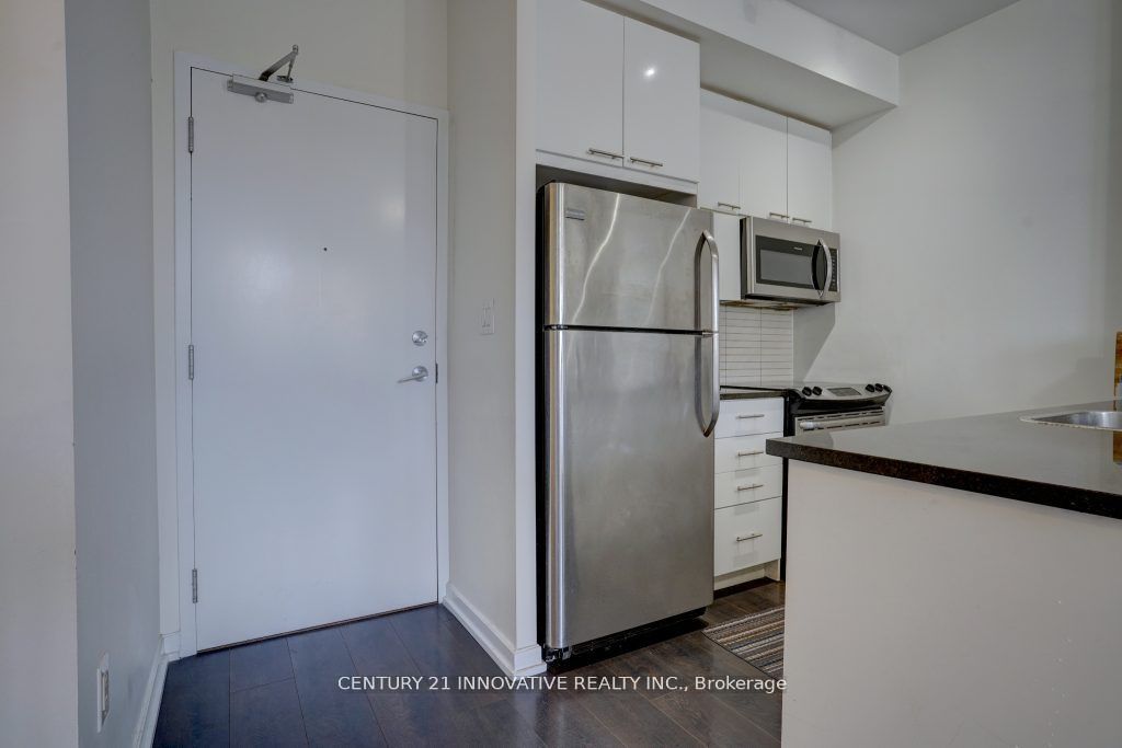 66 Forest Manor Road 219 Property Photo 6