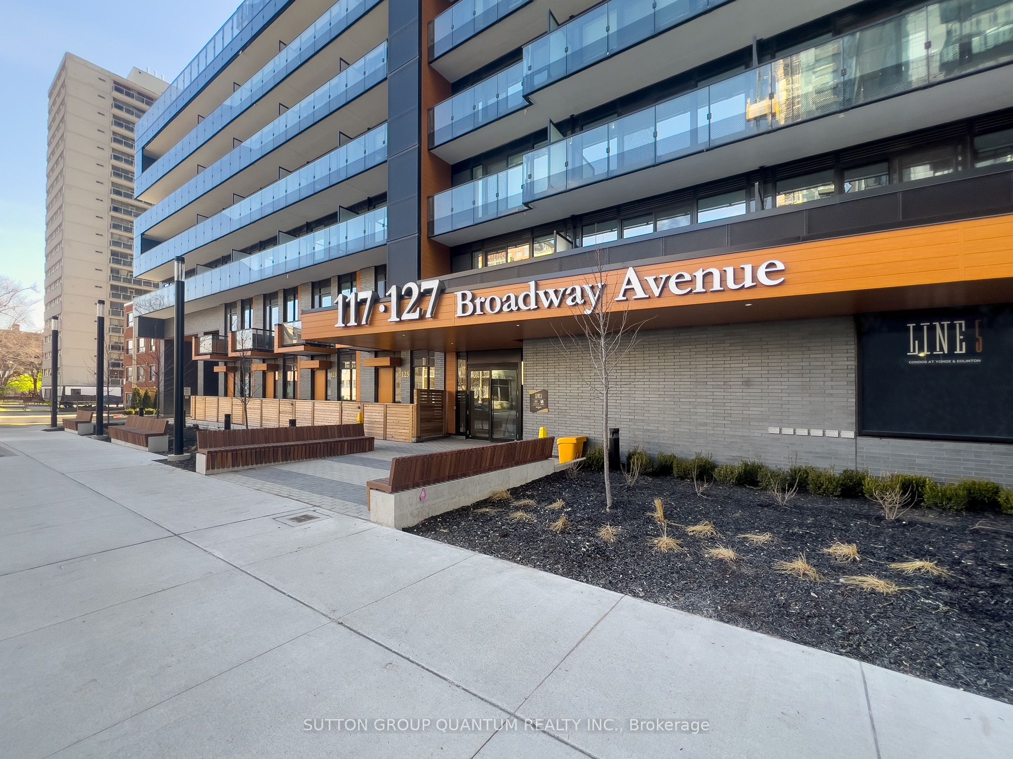 #2204 - 117 Broadway Avenue Property Photo