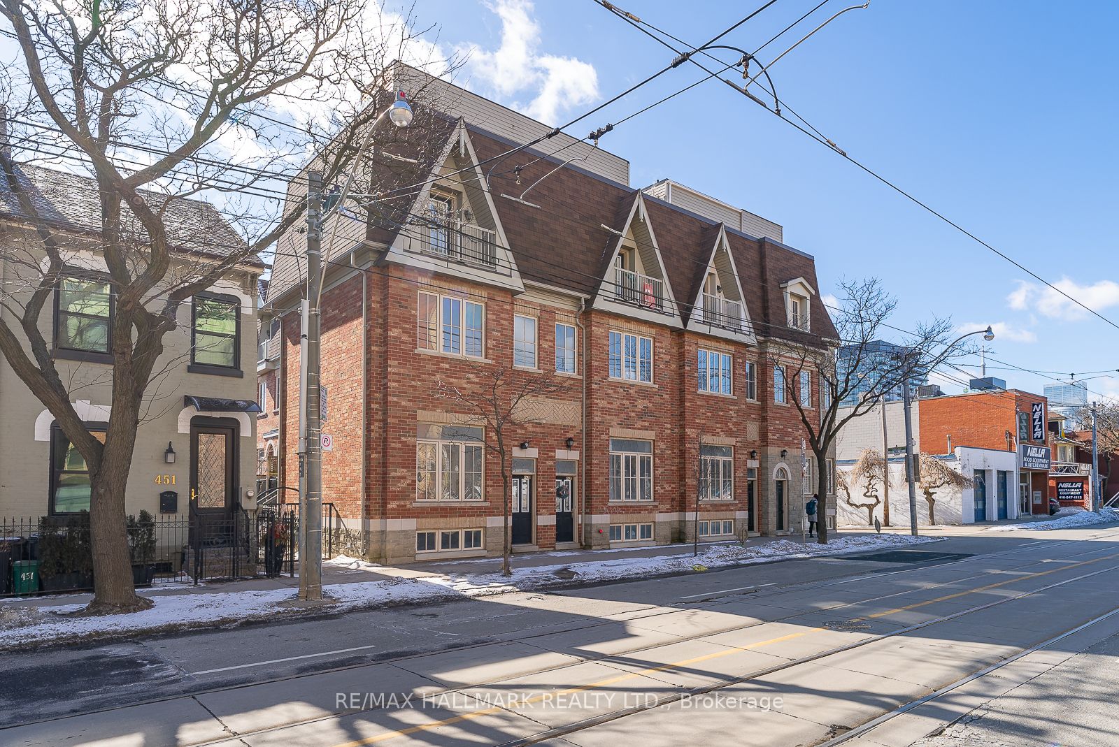 443d Queen Street Property Photo 1