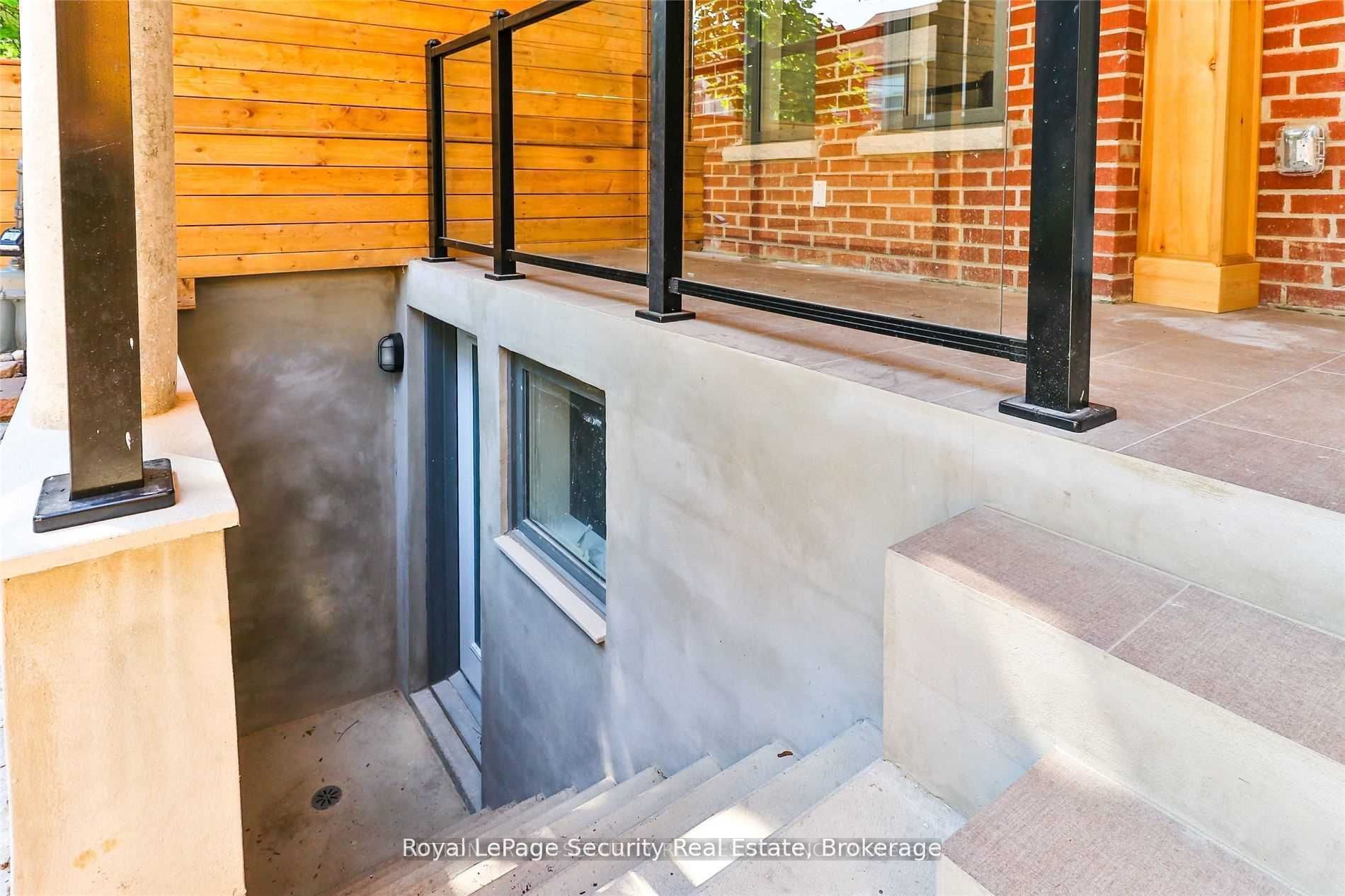 #lower - 136 Markham Street Property Photo 7