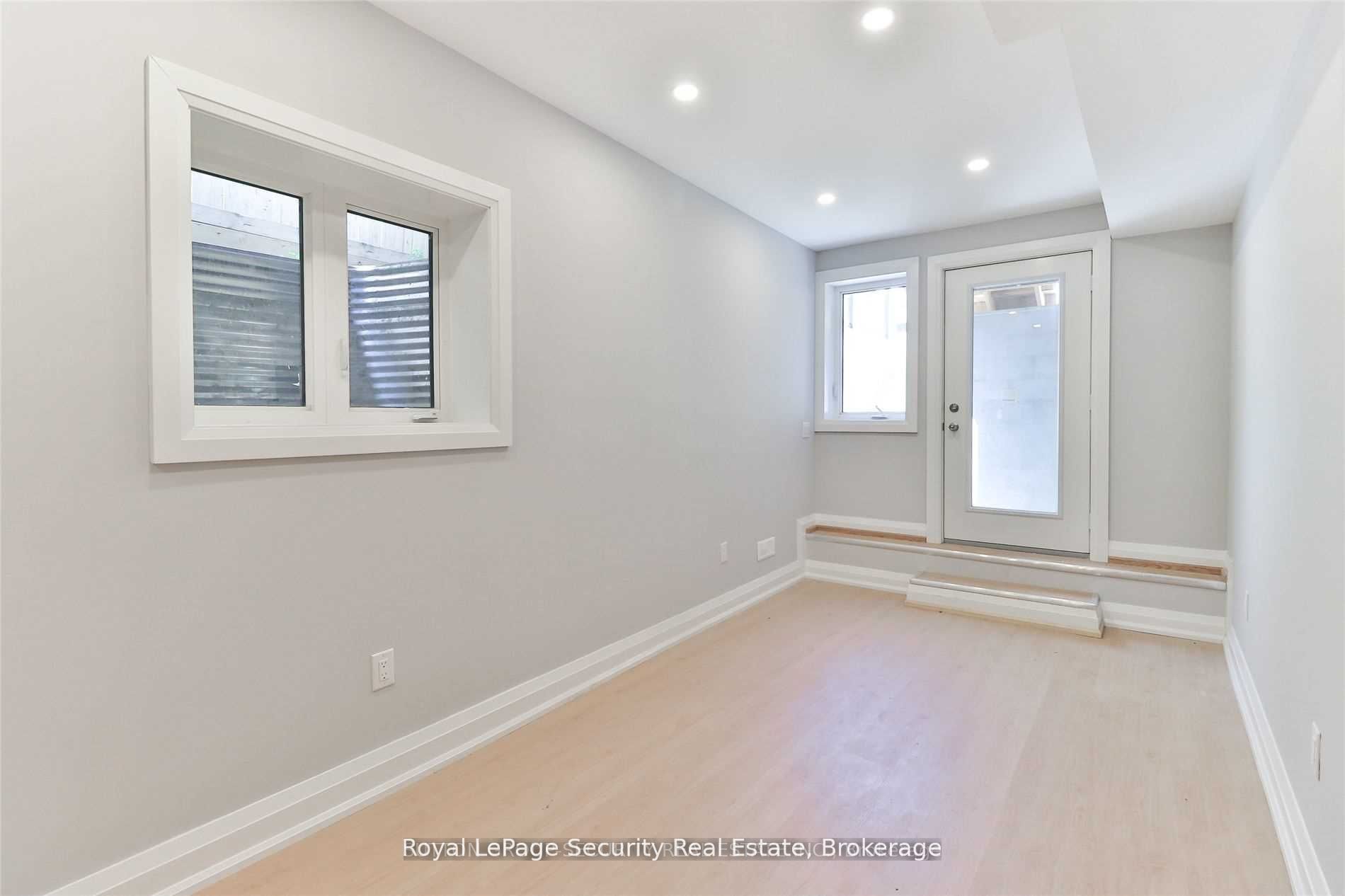 #lower - 136 Markham Street Property Photo 12