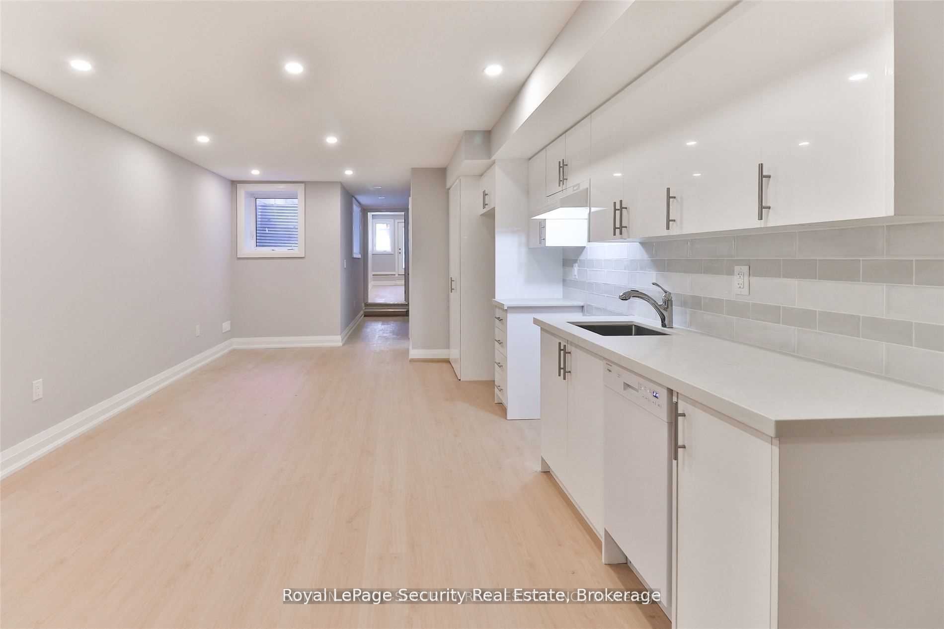 #lower - 136 Markham Street Property Photo 16