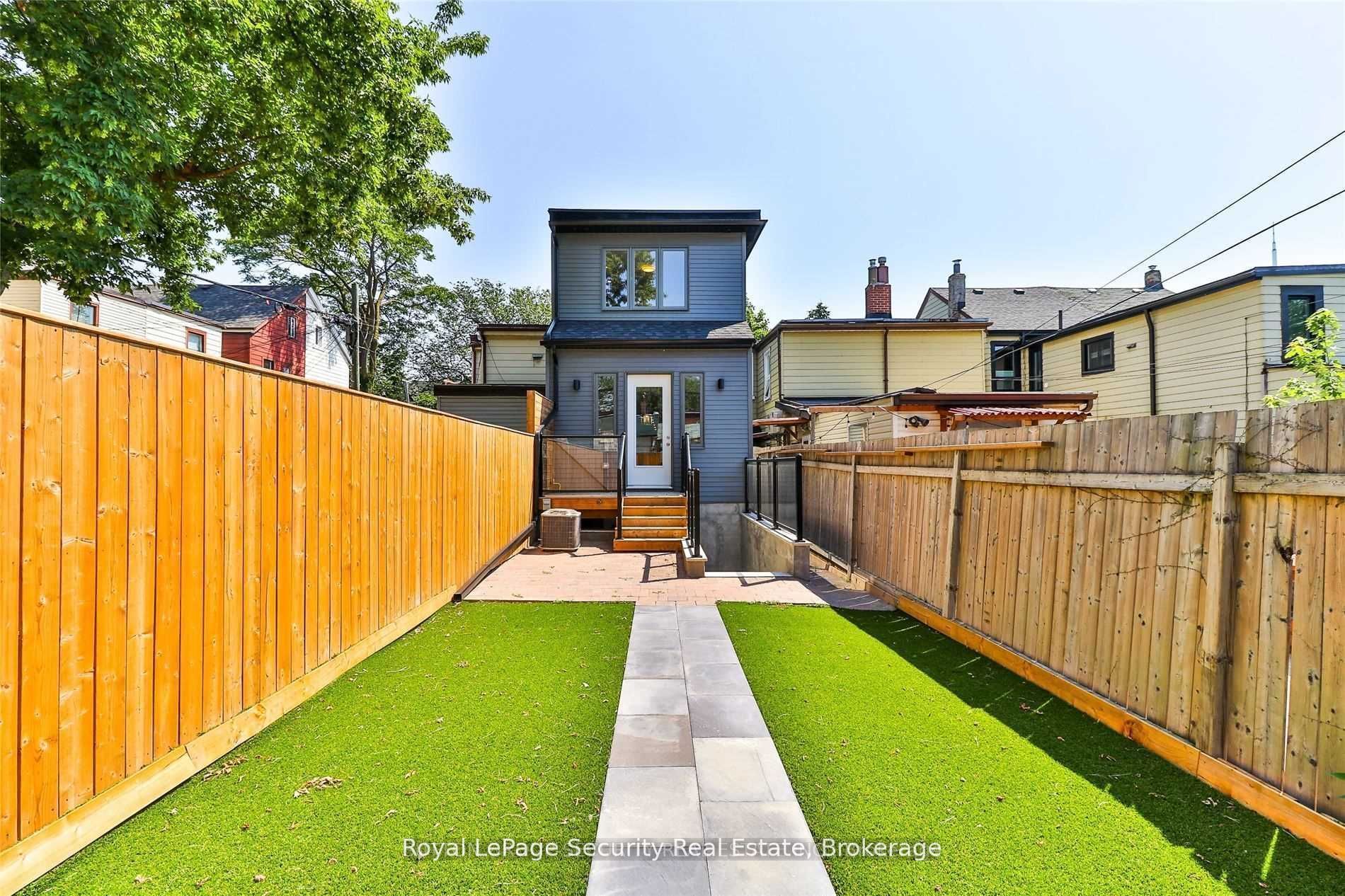 #lower - 136 Markham Street Property Photo 21