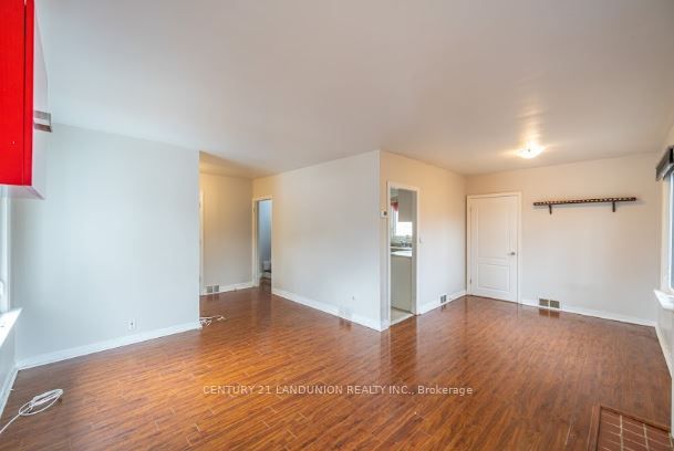 2982 Bayview Avenue Property Photo 4