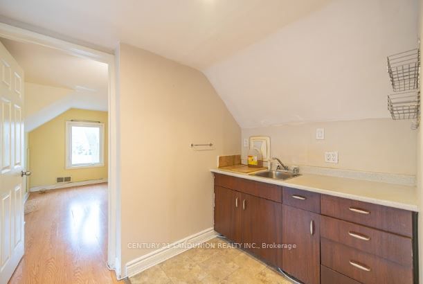 2982 Bayview Avenue Property Photo 20