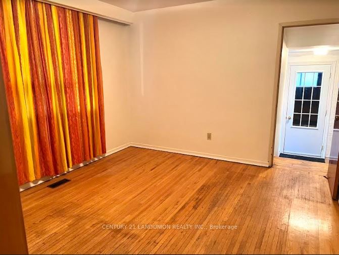 400 Princess Avenue Property Photo 5