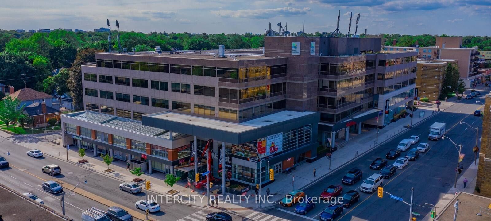 #5050 - 3080 Yonge Street Property Photo 2