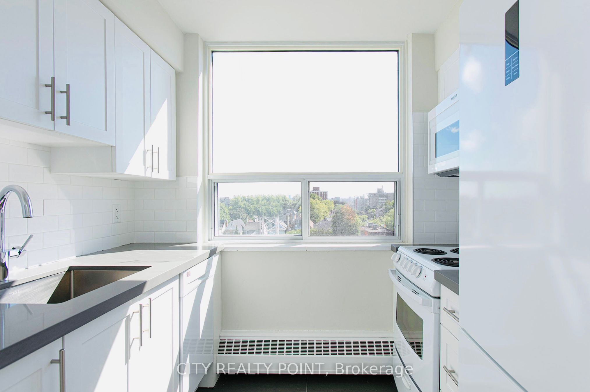 #507 - 490 Eglinton Street Property Photo