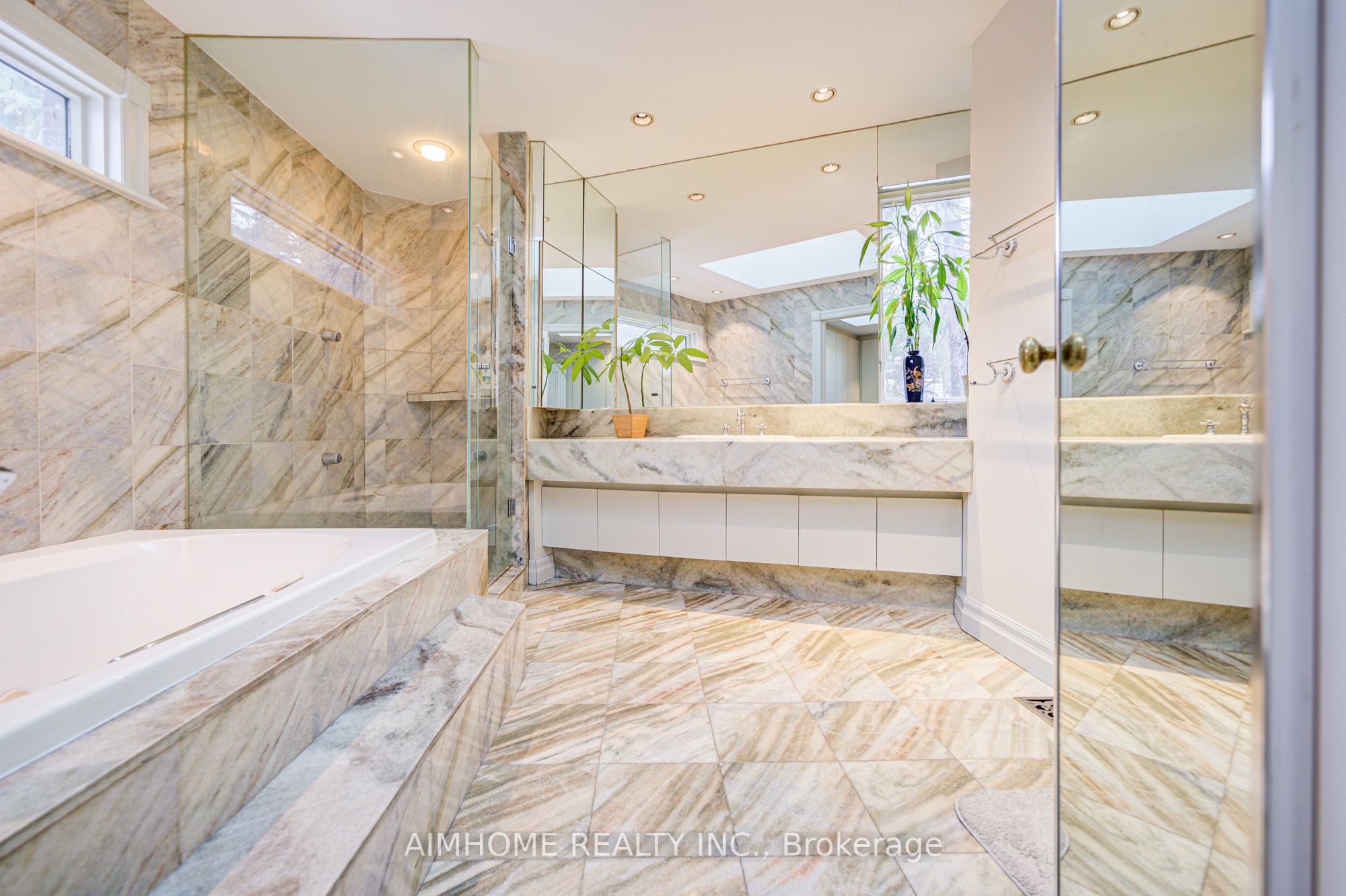 40 Donino Avenue Property Photo 18