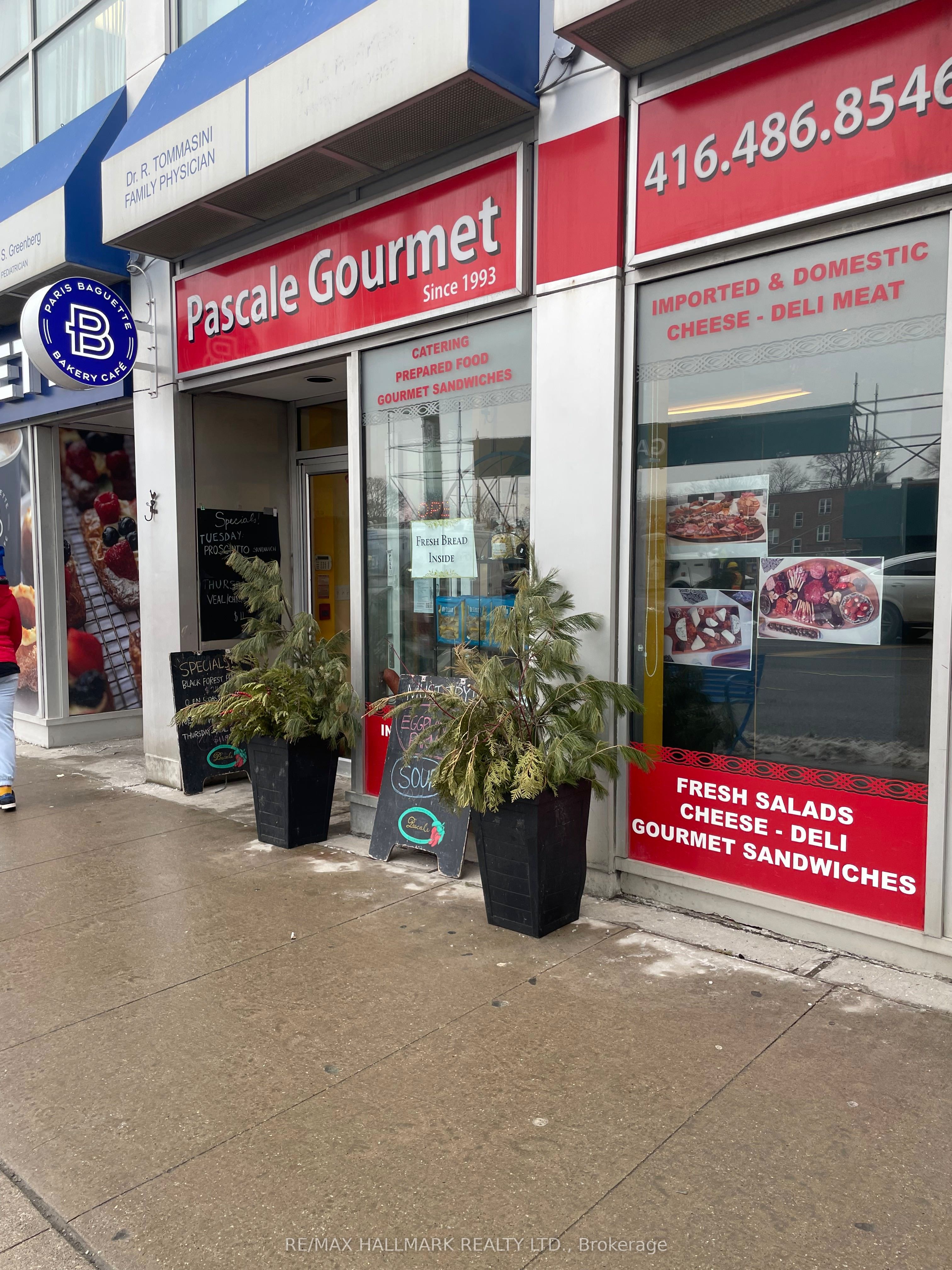 2393 Yonge Street Property Photo