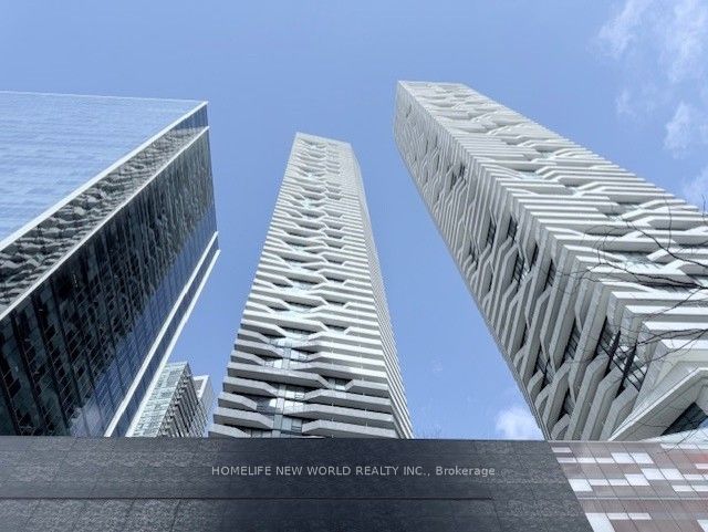 #6104 - 100 Harbour Street Property Photo 1