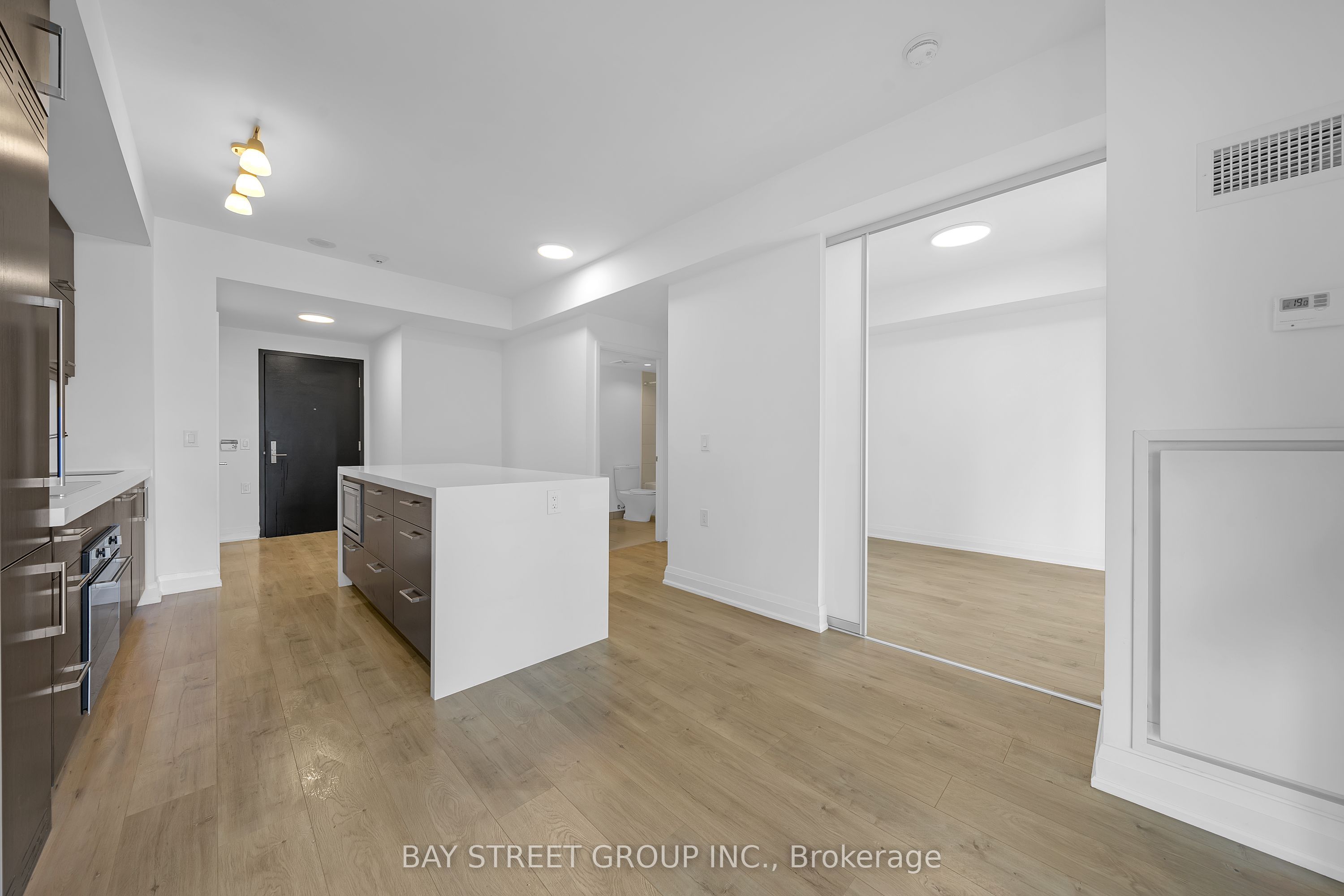 65 St. Mary Street 3101 Property Photo 5