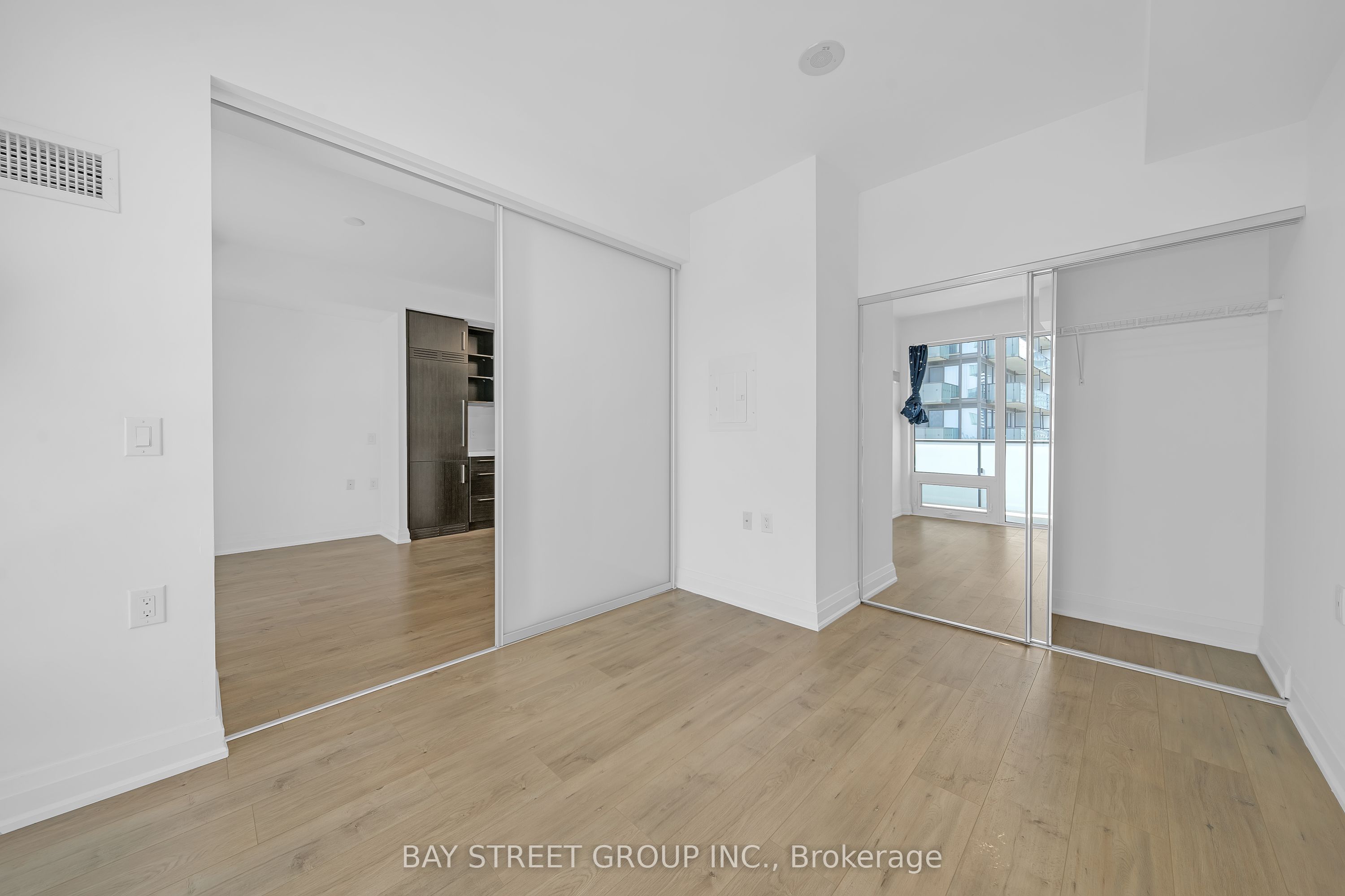 65 St. Mary Street 3101 Property Photo 9