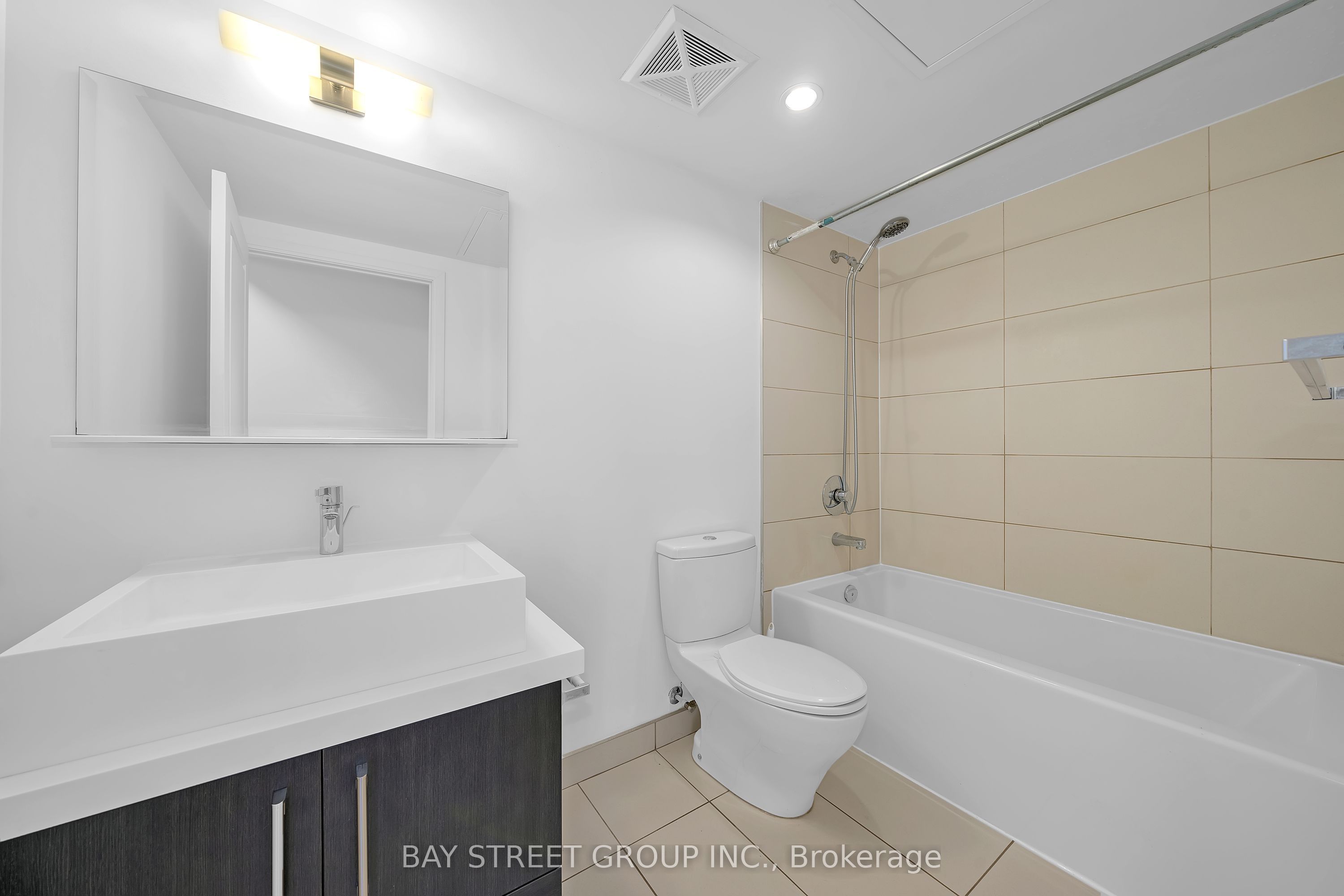 65 St. Mary Street 3101 Property Photo 10