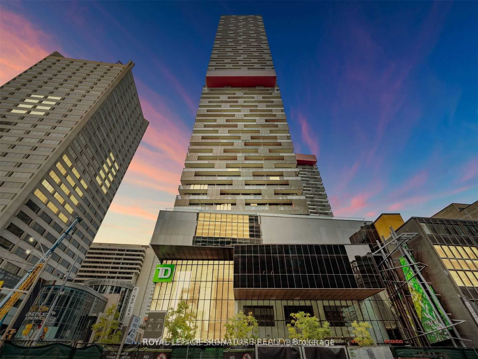 #5303 - 8 Eglinton Avenue Property Photo