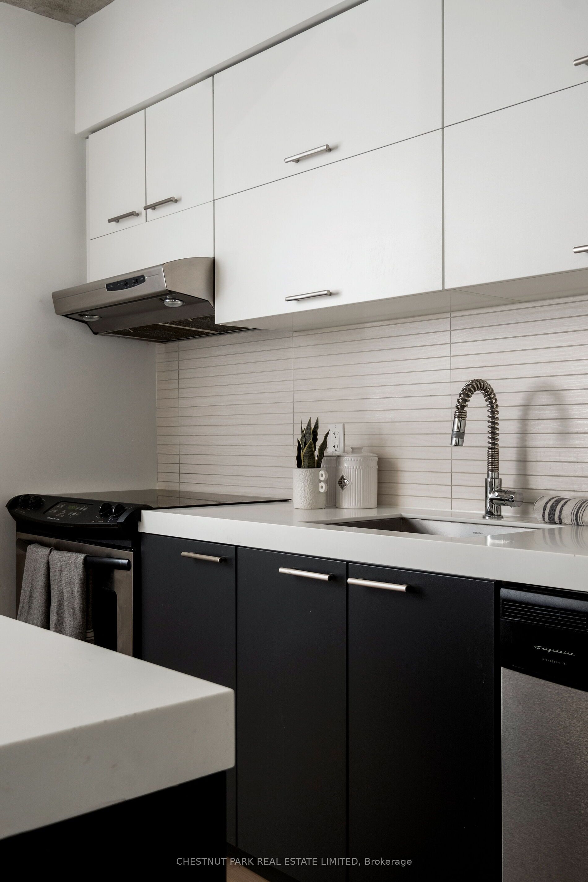 #407 - 55 Stewart Street Property Photo 18