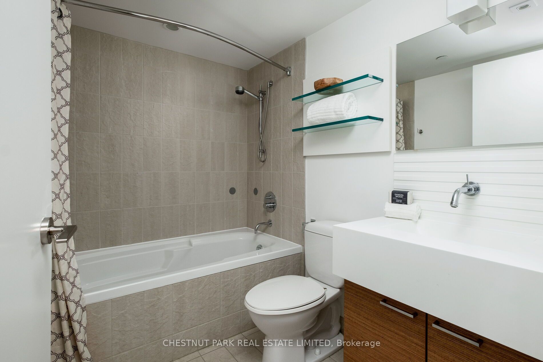 #407 - 55 Stewart Street Property Photo 27