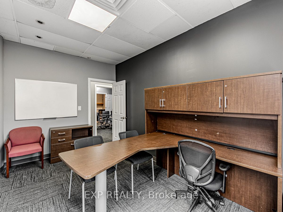 #317 - 1033 Bay Street Property Photo 16