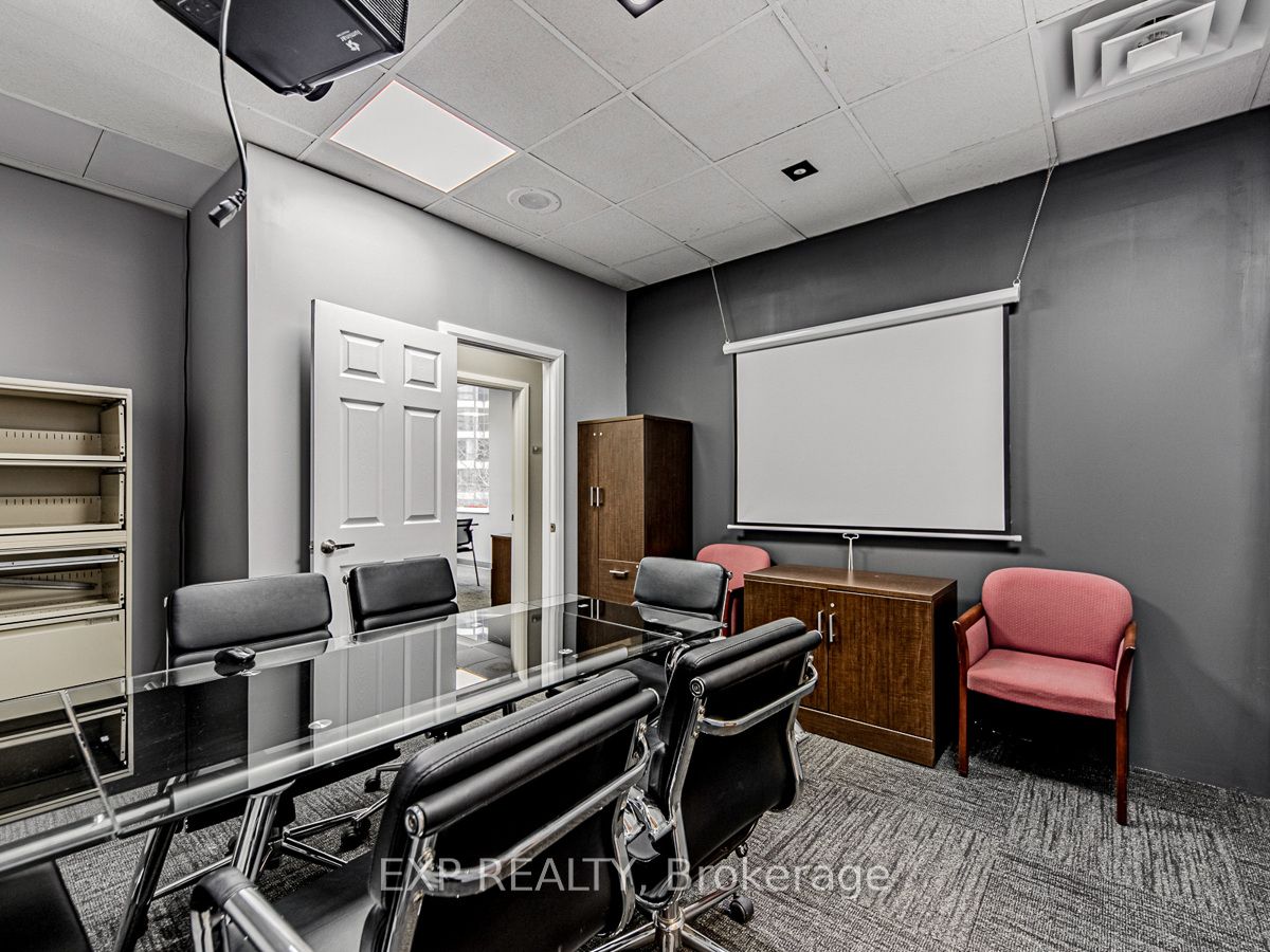 #317 - 1033 Bay Street Property Photo 23