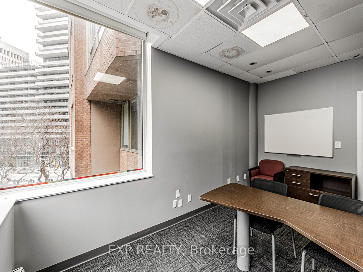 #317 - 1033 Bay Street Property Photo 30