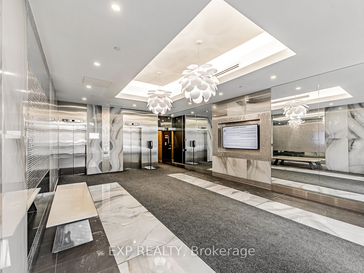 #317 - 1033 Bay Street Property Photo 32