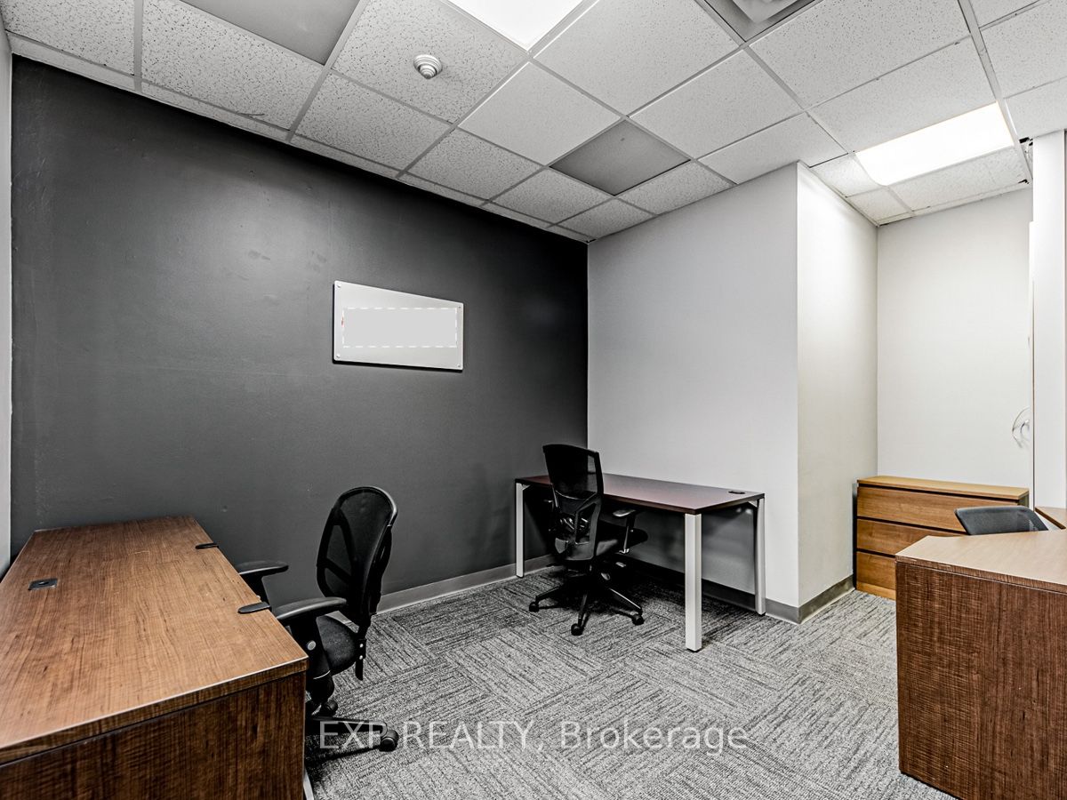 #317 - 1033 Bay Street Property Photo 34