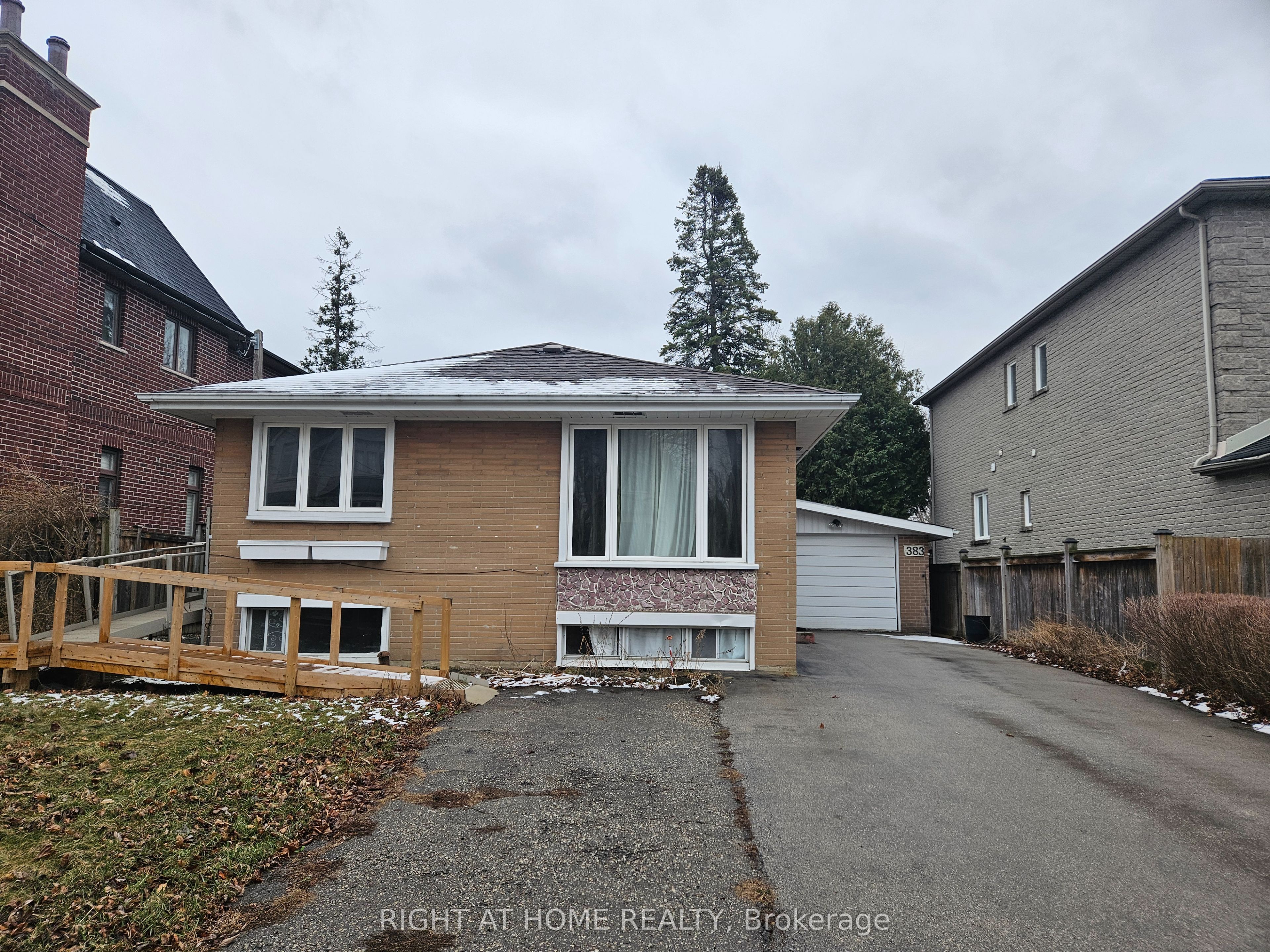 383 Horsham Avenue Property Photo