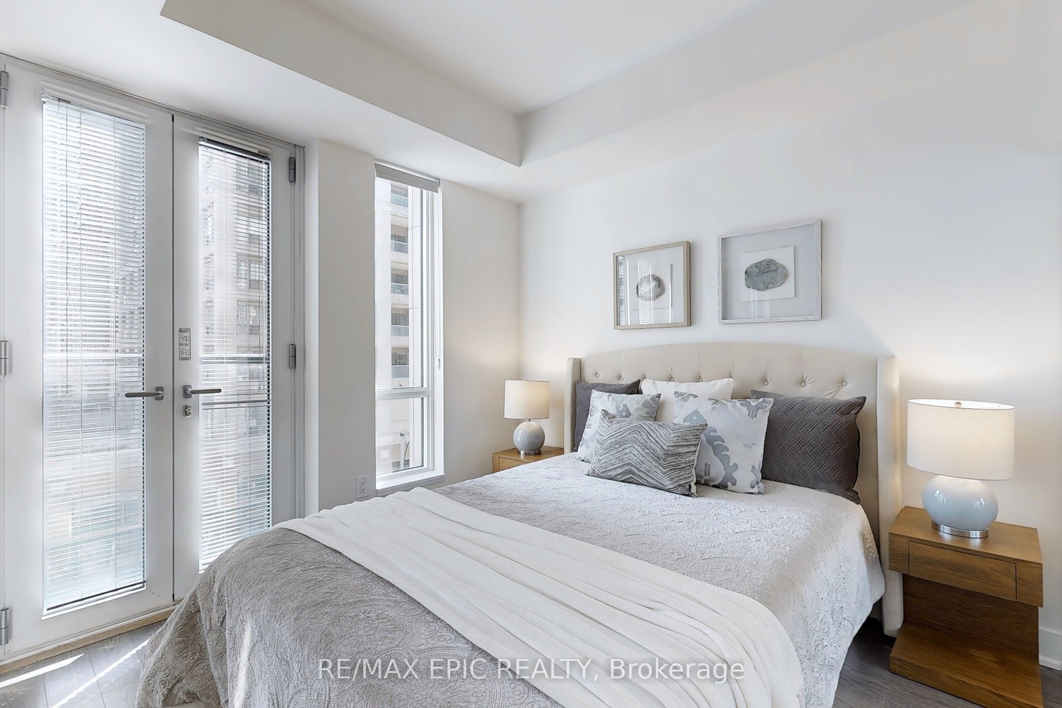#409 - 955 Bay Street Property Photo 13