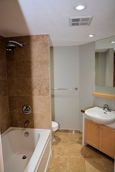 #1109 - 208 Queens Quay Property Photo 13