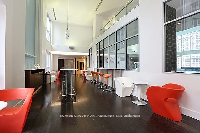 #1109 - 208 Queens Quay Property Photo 20