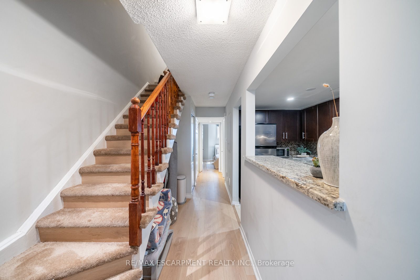 #b - 36 Shank Street Property Photo 2