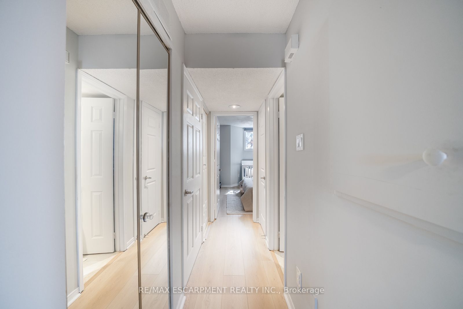 #b - 36 Shank Street Property Photo 11