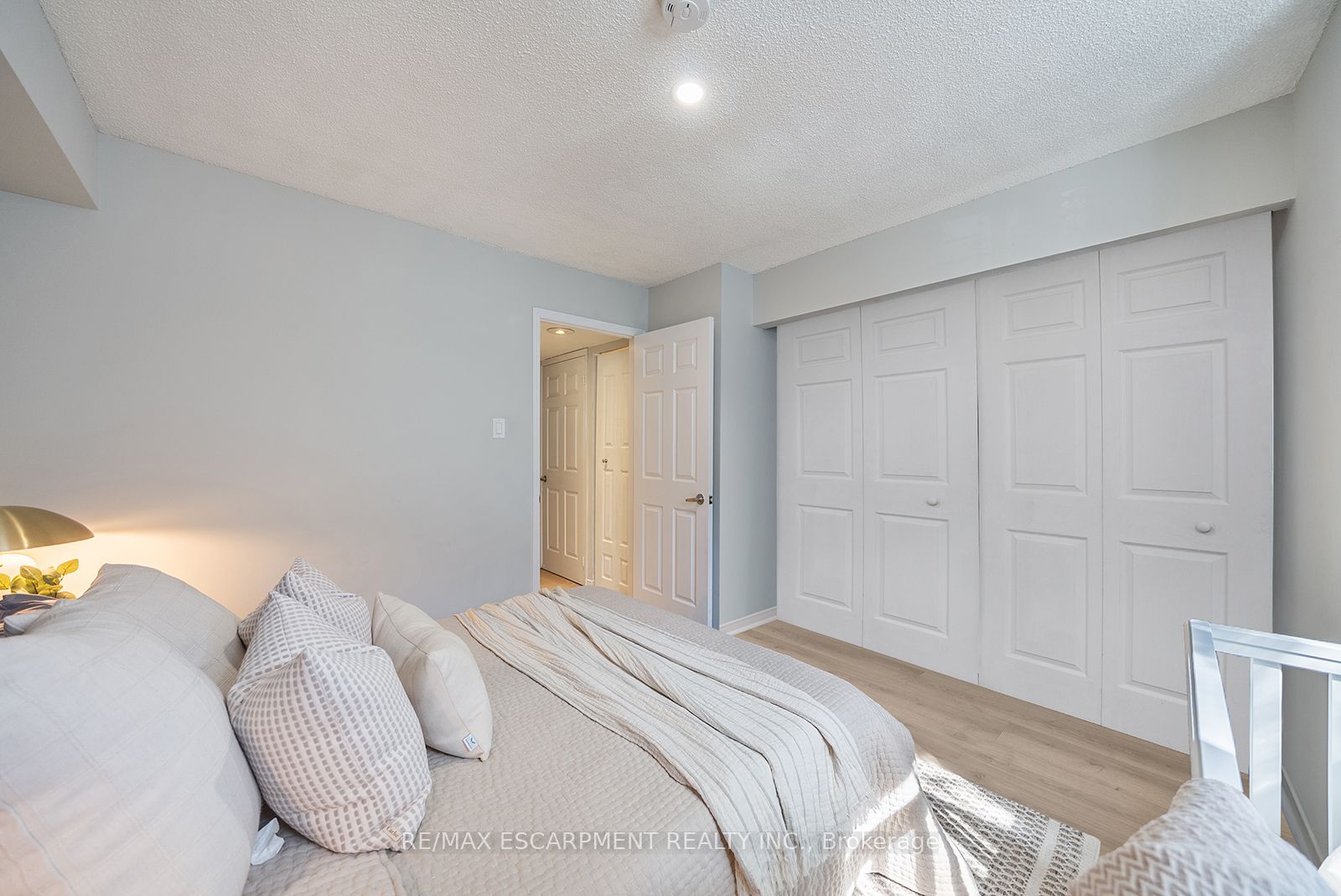 #b - 36 Shank Street Property Photo 13