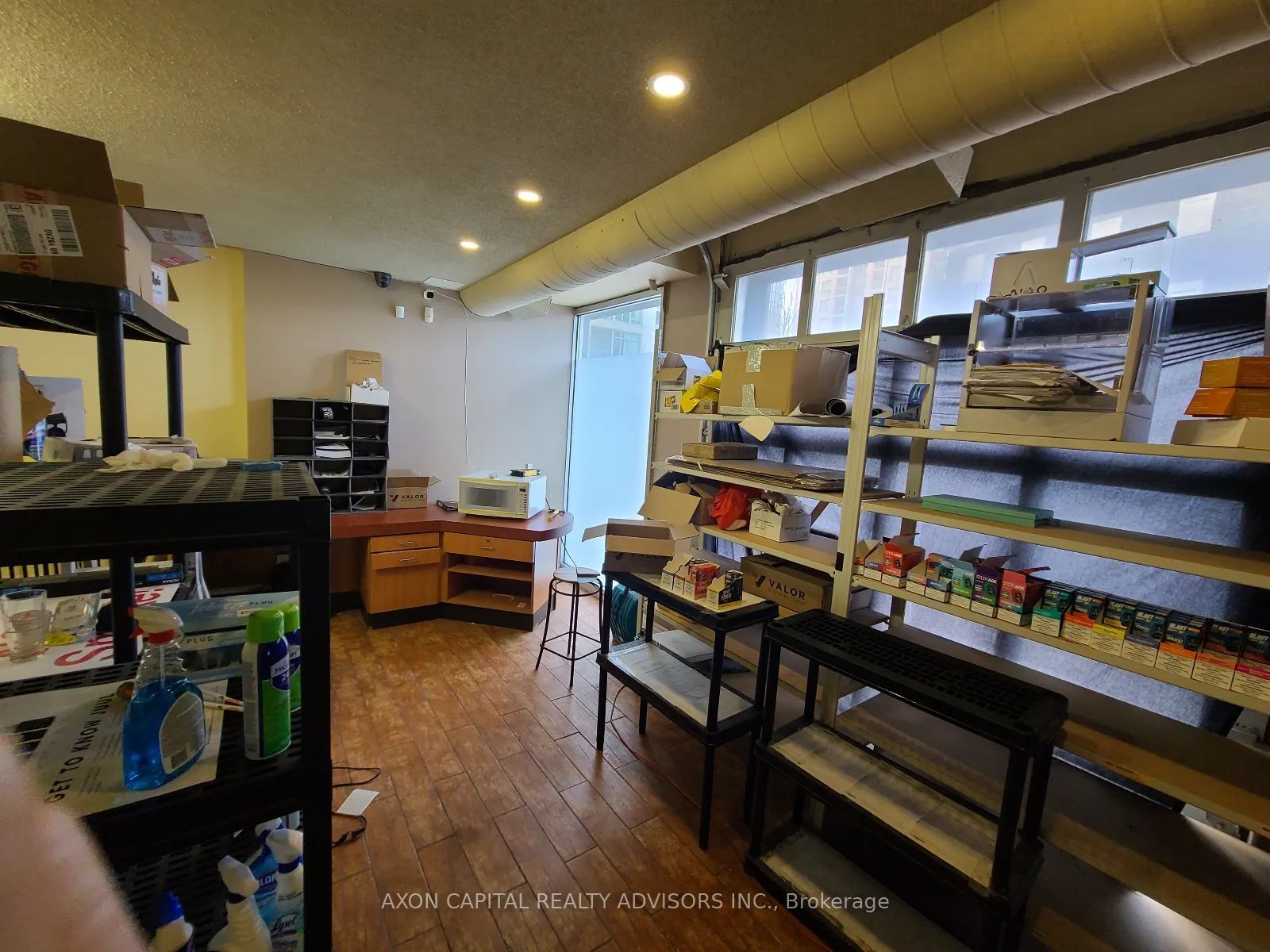 #g1 - 878 Yonge Street Property Photo 10