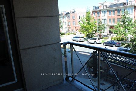 #211 - 55 Harrison Garden Boulevard Property Photo 5