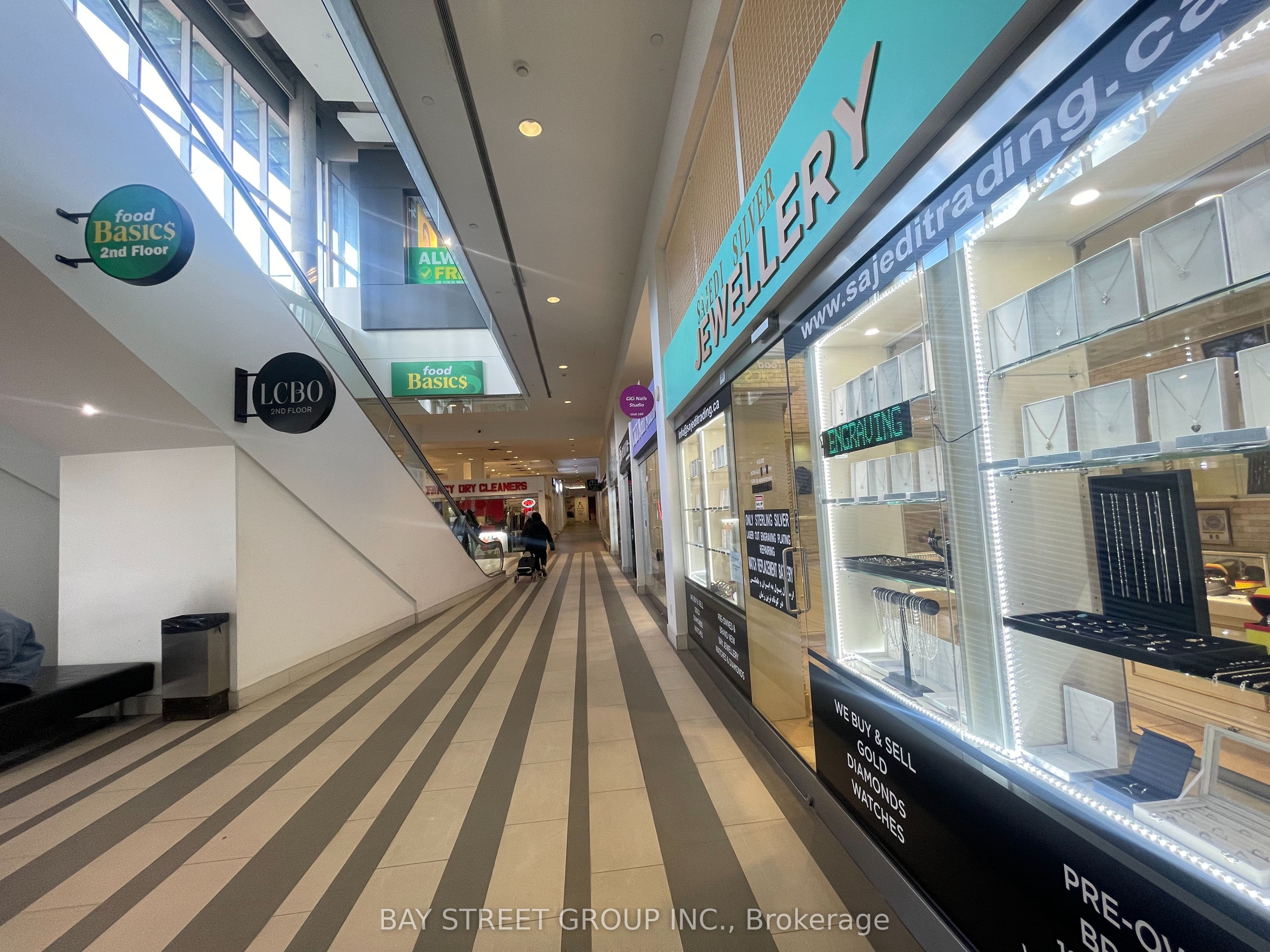 #154 - 4750 Yonge Street Property Photo 8