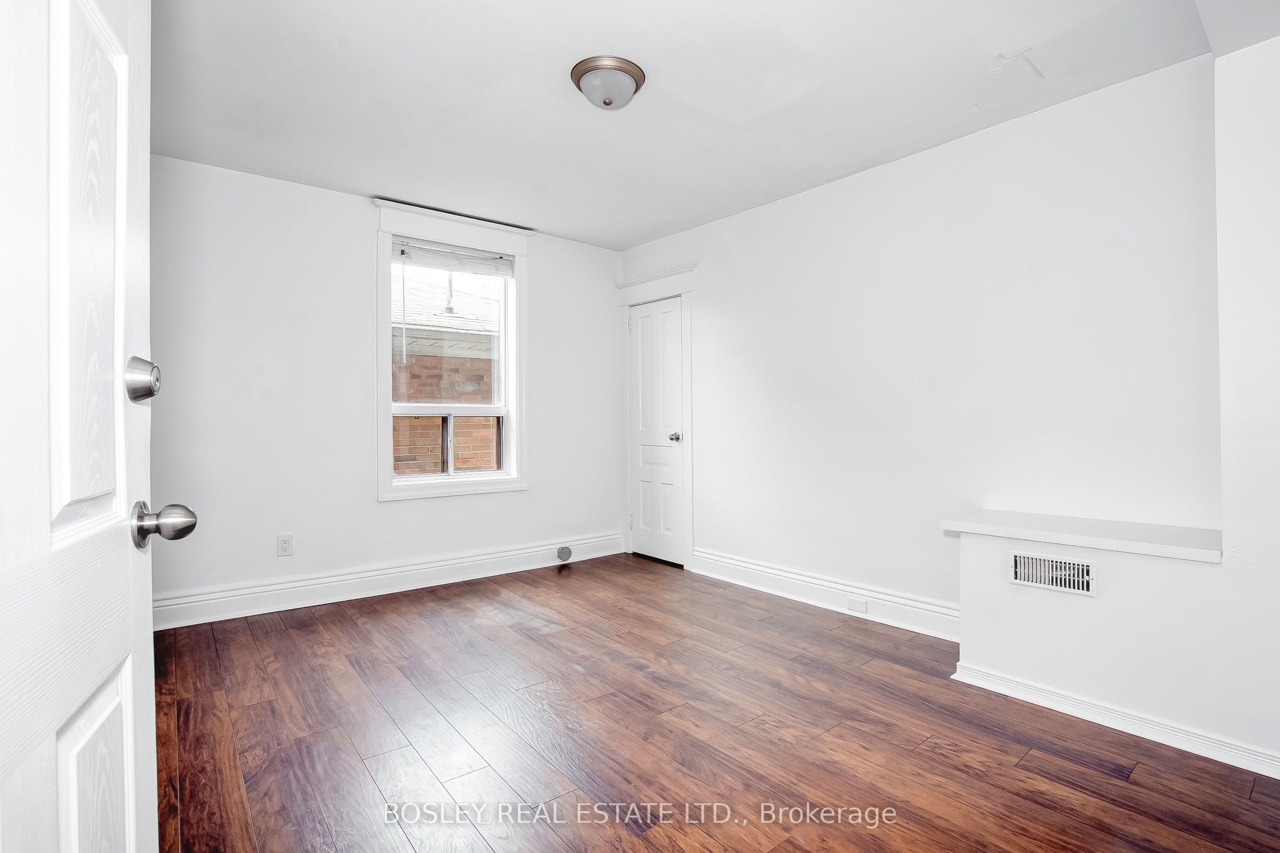 282 Ossington Avenue Property Photo 19