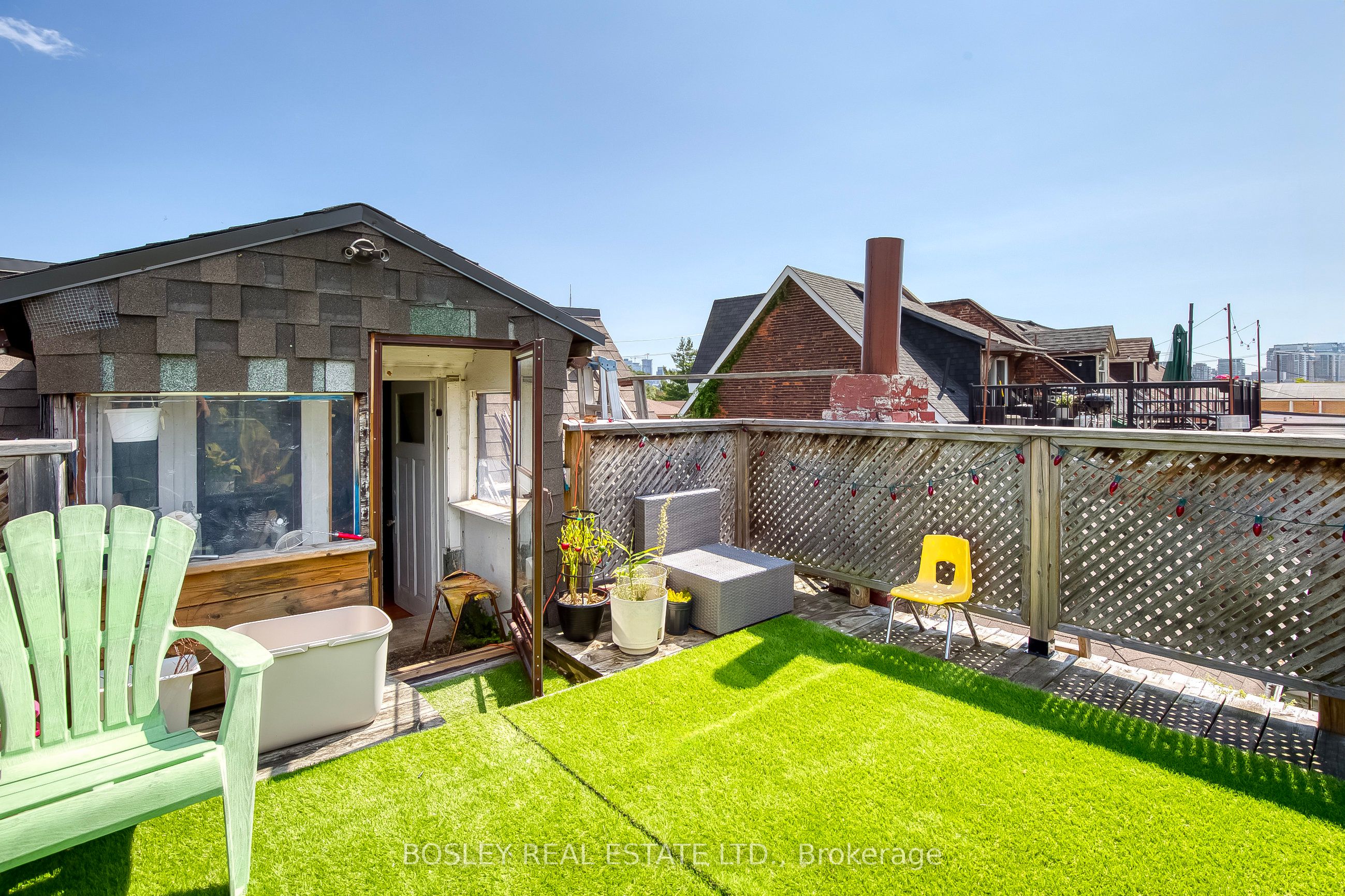 282 Ossington Avenue Property Photo 27