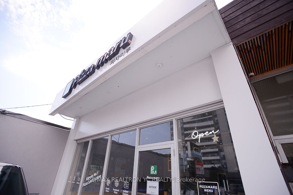 6048 Yonge Street Property Photo