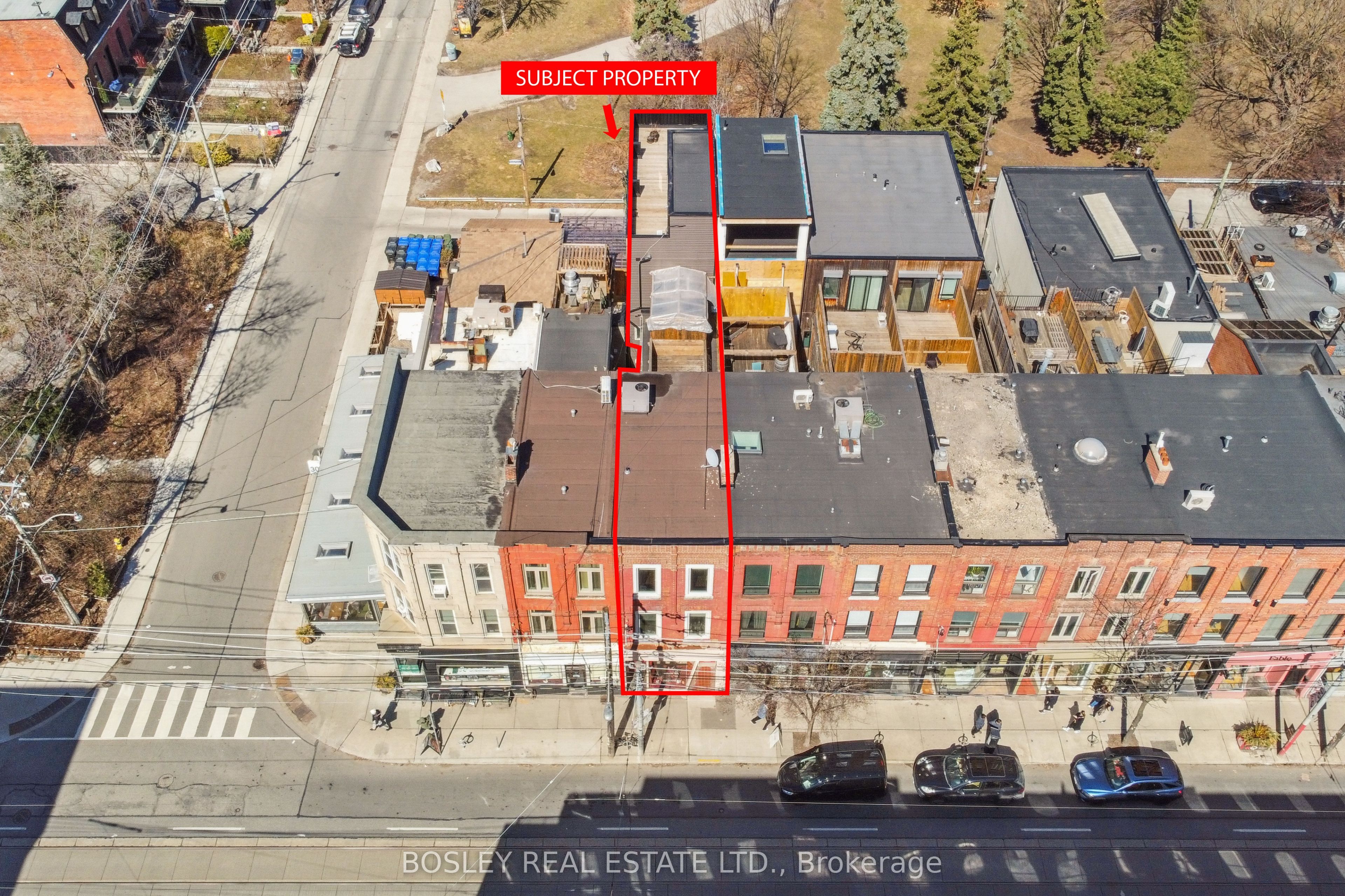 890 Queen Street Property Photo 3