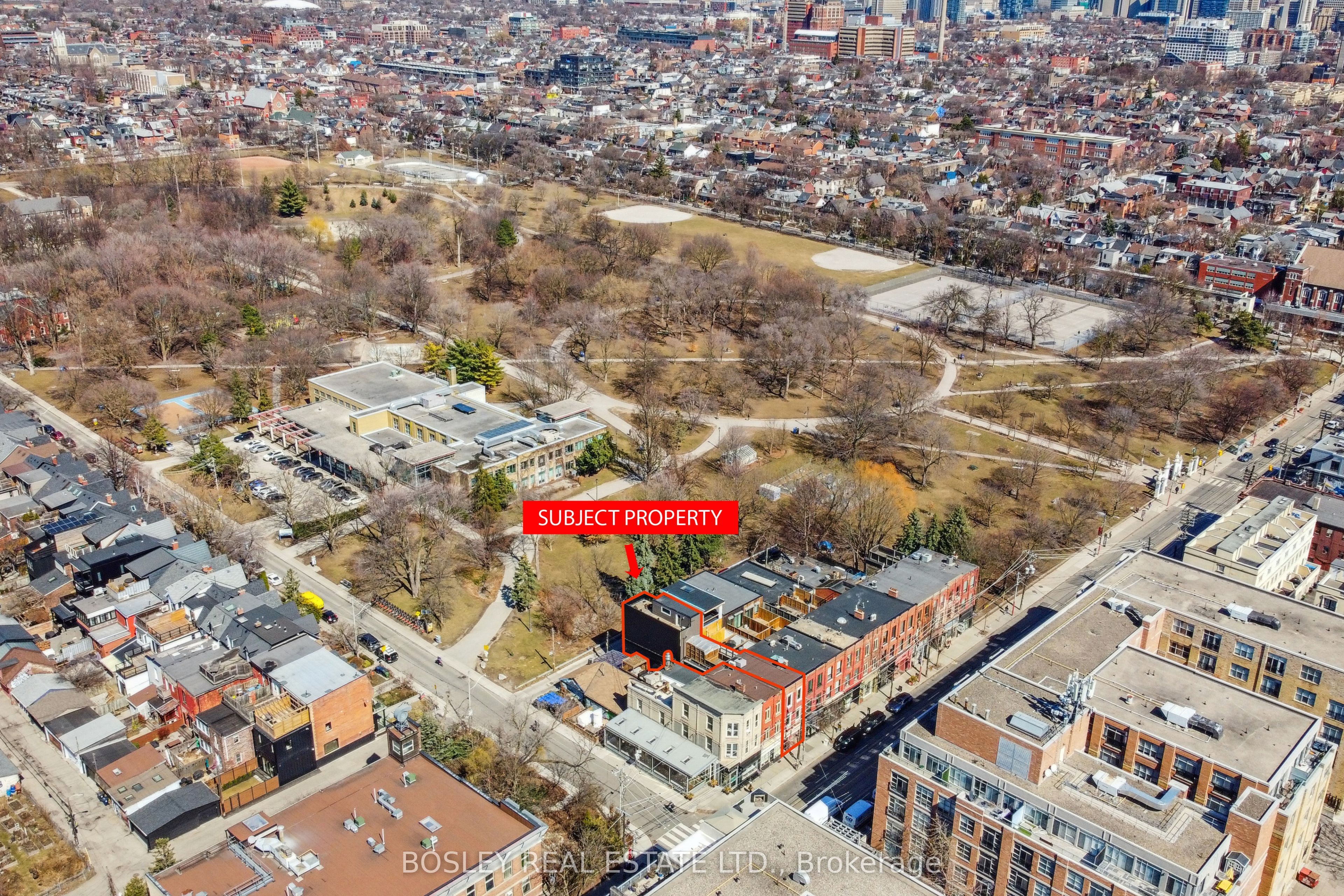 890 Queen Street Property Photo 4