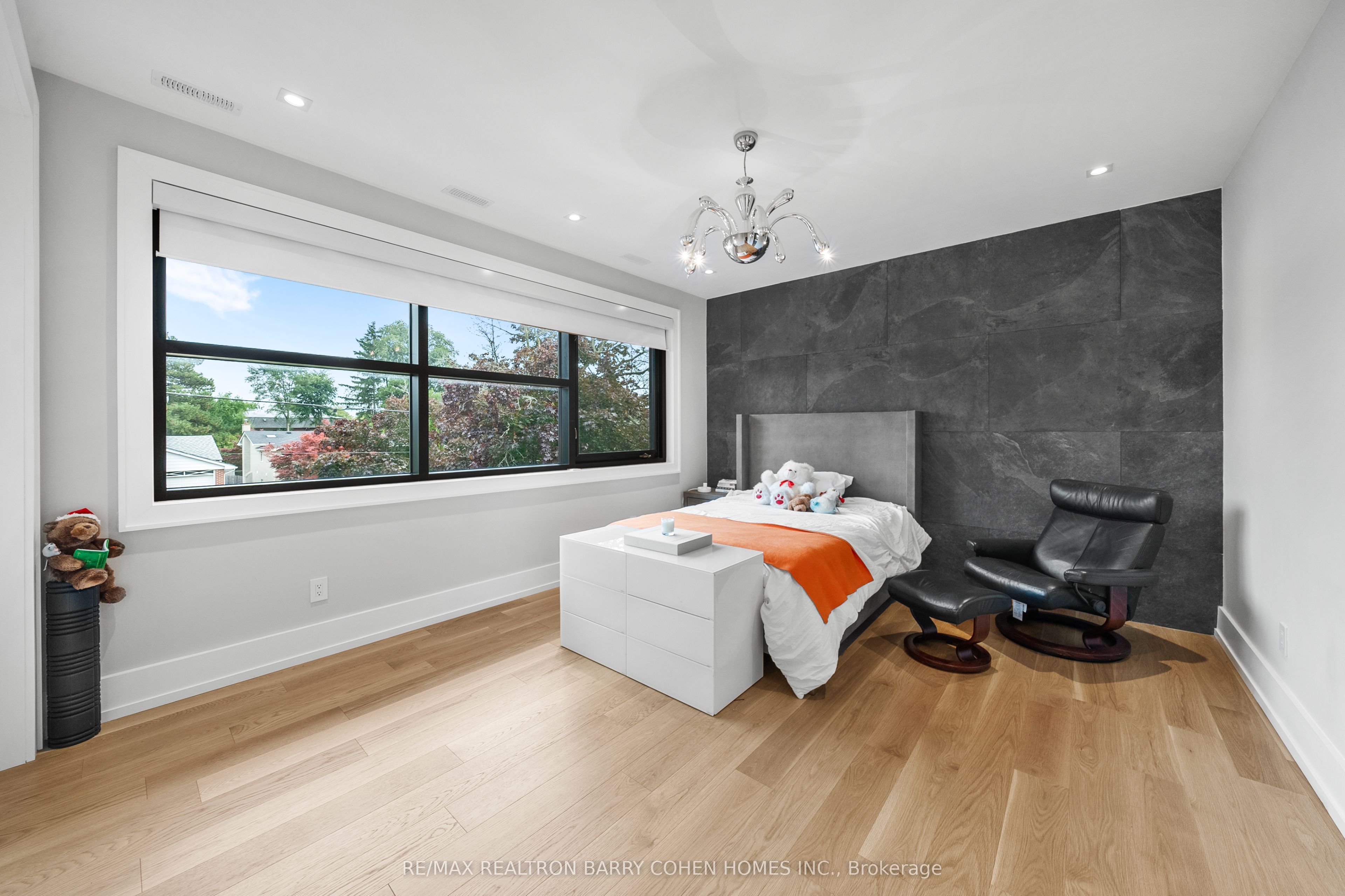 28 Brian Cliff Drive Property Photo 18